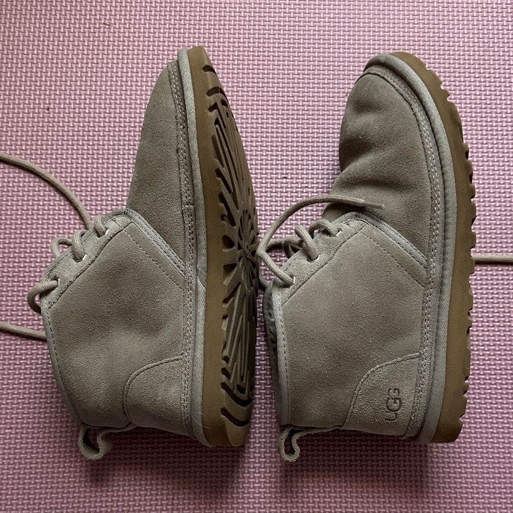 Ugg Neumel - image 3